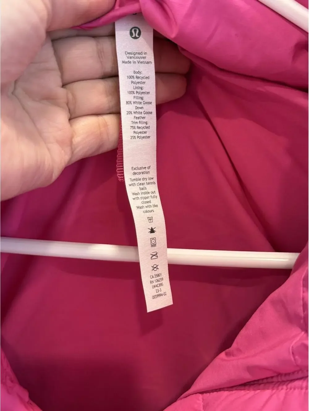 Lululemon Wunder Puff Super-Cropped Vest Sonic Pink, NWOT, Size 8